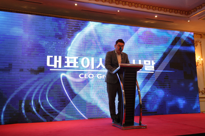 &nbsp;&Ocirc;ng Yi Sanghoon, Gi&aacute;m đốc điều h&agrave;nh (CEO) của&nbsp;Jooan Foods ph&aacute;t biểu tại buổi lễ.