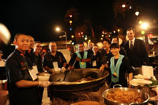 Li&ecirc;n hoan ẩm thực quốc tế Hội An năm 2017 c&oacute; sự tham gia 10 đầu bếp&nbsp;nổi tiếng. Ảnh: Vietnamnet.