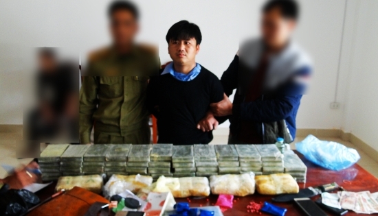 Điện Biên: Bắt 3 đối tượng mua bán trái phép heroin và ma túy mang theo vũ khí nóng