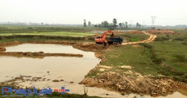 Sóc Sơn (Hà Nội): Xuất hiện tình trạng khai thác đất nông nghiệp trái phép