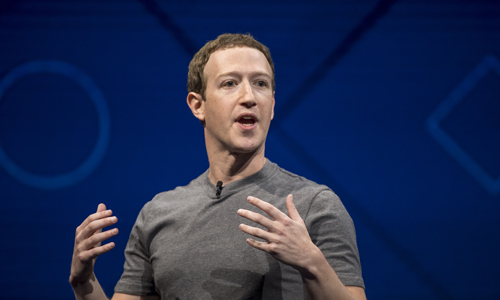 Mark Zuckerberg mất 5 tỷ USD sau phi&ecirc;n giao dịch h&ocirc;m qua v&igrave; b&ecirc; bối của Facebook. Ảnh: Time.