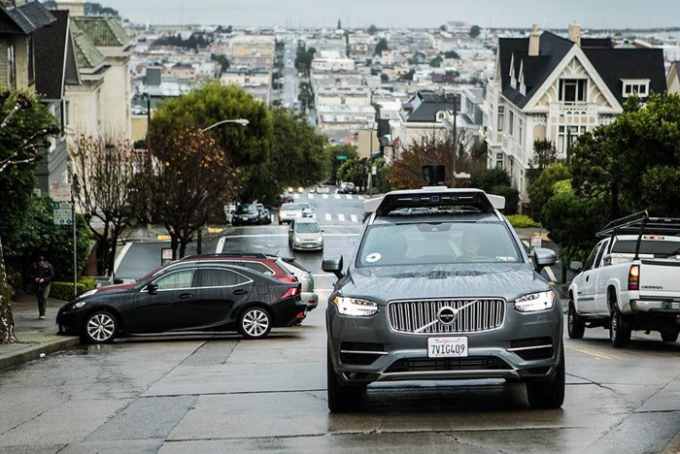 Chiếc xe Uber mang thương hiệu Volvo đ&atilde; g&acirc;y thiệt mạng 1 người đi bộ tại Mỹ - Ảnh minh họa