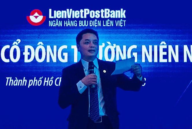 &Ocirc;ng Nguyễn Đức Hưởng tạm biệt LienVietPostBank sau 10 năm gắn b&oacute;