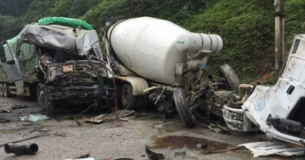Xuất hiện video vụ tai nạn kinh hoàng giữa xe tải và xe bồn ở Hà Giang