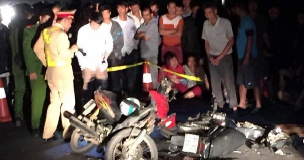Phú Thọ: Xe máy đối đầu, 2 người tử vong