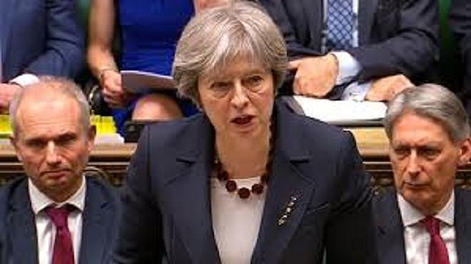 Thủ tướng Theresa May tuy&ecirc;n bố trục xuất 23 nh&agrave; ngoại giao Nga tại Anh