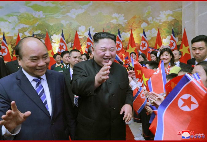 Chủ tịch Kim Jong-un khẳng định t&igrave;nh bạn s&acirc;u sắc với Việt Nam