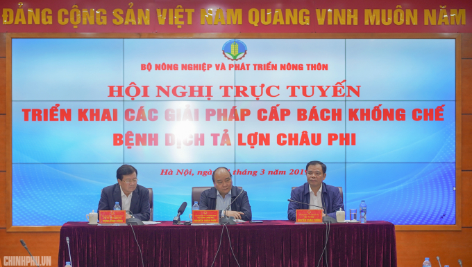 Thủ tướng Nguyễn Xu&acirc;n Ph&uacute;c dự hội nghị.