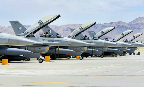 Ti&ecirc;m k&iacute;ch F-16 của Pakistan. (Ảnh:&nbsp;Reuters).