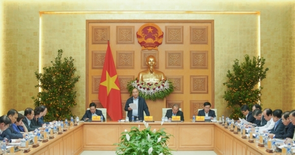 Thủ tướng chủ trì phiên họp tiểu ban Kinh tế - xã hội đại hội XIII