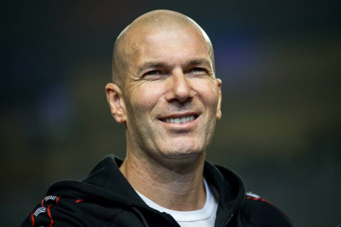 Zidane để ngỏ khả năng c&oacute; thể trở lại Real h&egrave; n&agrave;y. Ảnh: Eurosport