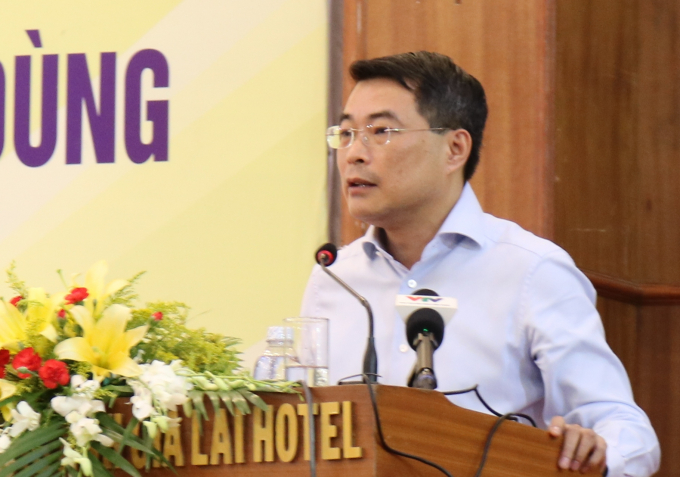 Thống đốc NHNN L&ecirc; Minh Hưng ph&aacute;t biểu tại hội nghị.