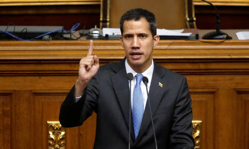 Chủ tịch Quốc hội Venezuela Juan Guaido ph&aacute;t biểu trong cuộc họp quốc hội tại thủ đ&ocirc; Caracas h&ocirc;m 11/3. Ảnh:&nbsp;Reuters.