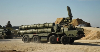 Tên lửa S-400 "khuấy đảo" khắp thế giới: Đừng đùa với người Nga