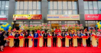 Nam A Bank khai trương chi nhánh đầu tiên tại Quảng Ninh