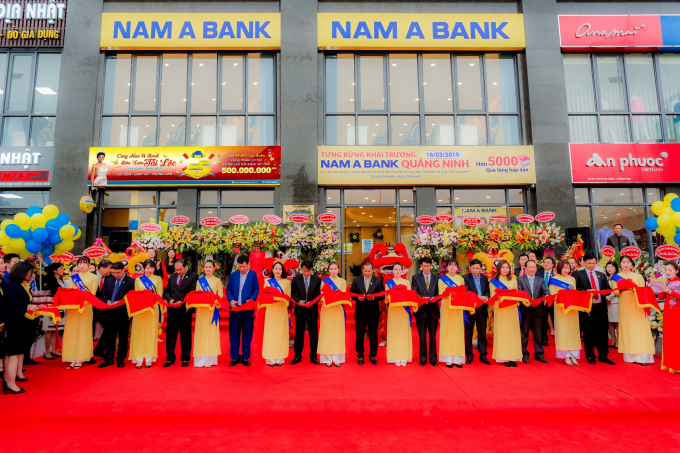 Chi&nbsp;nh&aacute;nh đầu ti&ecirc;n của Nam A Bank tại tỉnh Quảng Ninh ch&iacute;nh thức được khai trương.
