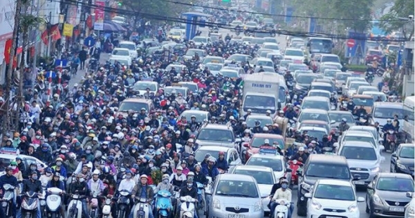 Chuyên gia góp ý đề xuất cấm xe máy ở Hà Nội: Có thể thực hiện theo kiểu “vết dầu loang”