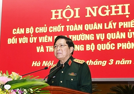 Đại tướng Ng&ocirc; Xu&acirc;n Lịch ph&aacute;t biểu tại hội nghị.
