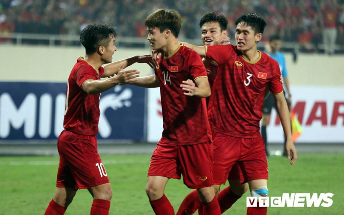 Ho&agrave;ng Đức (số 14) ăn mừng b&agrave;n thắng thứ 2 cho U23 Việt Nam.