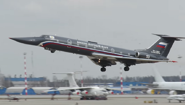 Chiếc m&aacute;y bay Tu-134UBL bay thử sau khi sửa chữa.