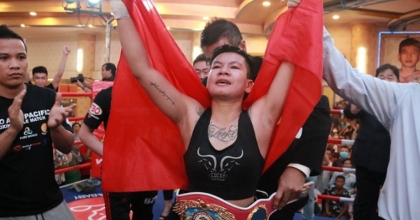 Thu Nhi giúp boxing nữ Việt Nam lần đầu vô địch WBO