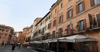 COVID-19: Italy thêm 345 ca tử vong, dịch bệnh lan khắp châu Âu