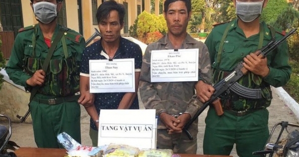 Bắt 2 đối tượng vận chuyển ma túy từ Lào về Việt Nam