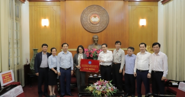 Bảo hiểm xã hội Việt Nam ủng hộ 2 tỷ đồng vào “Quỹ phòng chống dịch Covid-19”
