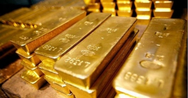 Giá vàng hôm nay 5/3: Chạm đáy 9 tháng, vàng tiếp tục giảm giá