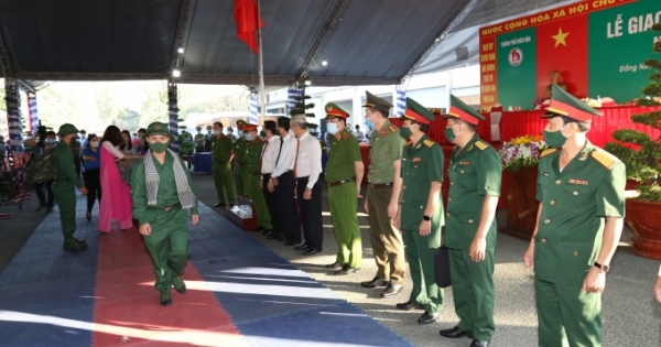 Thiếu tướng Lê Quốc Hùng, Thứ trưởng Bộ Công an dự lễ giao, nhận quân tại Đồng Nai