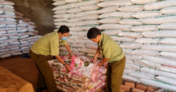 Gia Lai: Bày bán gần 1 tấn phân bón hết hạn sử dụng