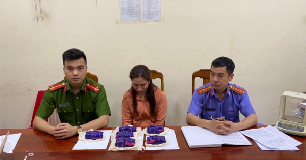 Bắt Trang “hot girl”, công an thu hơn 12.000 viên ma túy