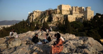 Hy Lạp triển khai "hộ chiếu vaccine", trải thảm chào đón khách du lịch