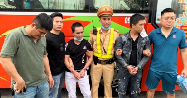 2 đối tượng nguy hiểm bỏ trốn khỏi nhà giam giữ bị bắt khi chạy ra đến Hà Tĩnh