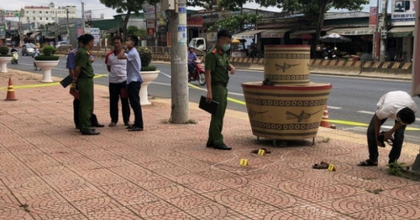 Đắk Nông: Điều tra vụ hai người đàn ông tử vong trước cổng UBND huyện