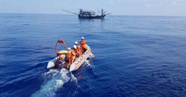 Hệ thống Thông tin duyên hải Việt Nam phát đi thông báo tìm kiếm người bị nạn trên biển