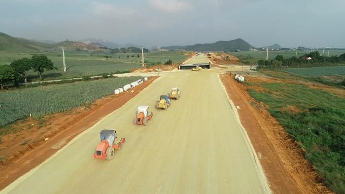 Thi công dự án cao tốc Bắc - Nam giai đoạn 2017 - 2020 đoạn Mai Sơn - QL45