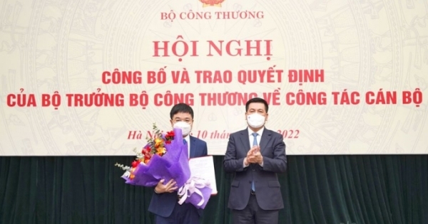 Bổ nhiệm Đại tá Nguyễn Văn Minh giữ chức Phó Tổng Biên tập Báo Công Thương