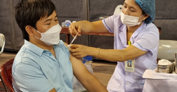 Hải Phòng: Đẩy nhanh tiến độ tiêm vaccine phòng COVID-19 mũi nhắc lại