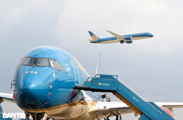 Vietnam Airlines kiến nghị tăng giá trần vé máy bay từ ngày 1/4