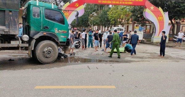 Hà Tĩnh: Nam sinh tử vong sau cú va chạm với xe tải
