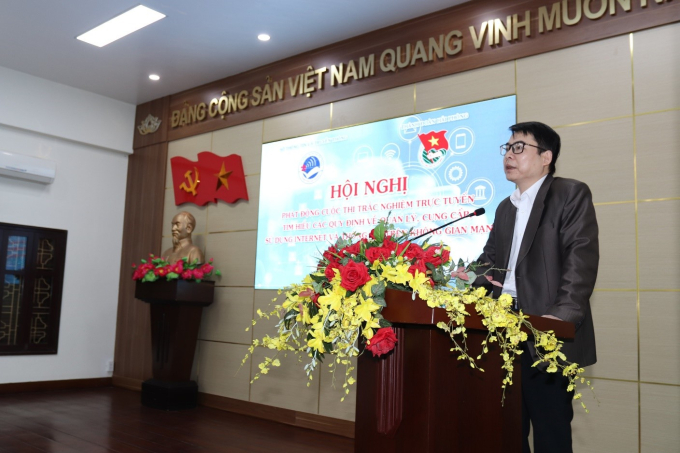 Ông Lê Văn Kiên, Phó Giám đốc Sở Thông tin và Truyền thông phát biểu tại hội nghị.
