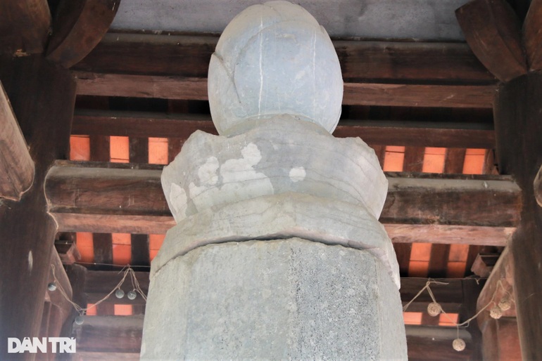 Các bộ phận của cột kinh Phật được gắn chặt với nhau bằng