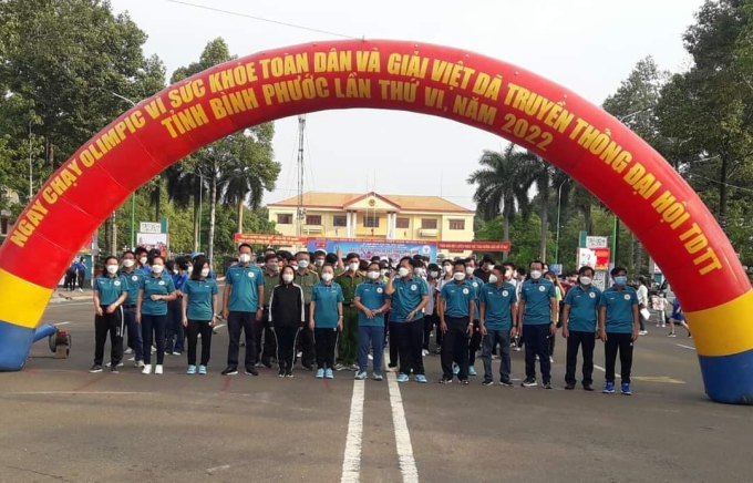 Hơn 1000 VĐV tham gia Ngày chạy Olympic vì sức khỏe toàn dân ở tỉnh Bình Phước.