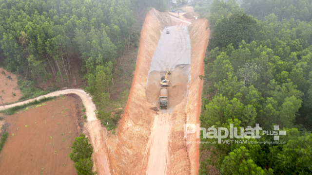 Công ty Xây dựng thương mại 559 khai thác, “đào đắp” không phép hơn 2 triệu m3 đất