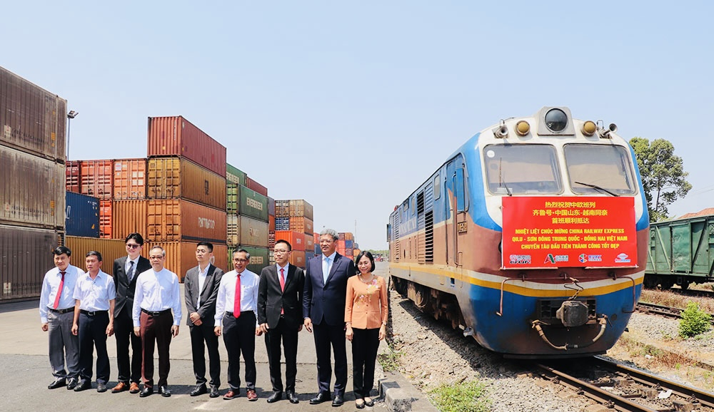 Chuyến tàu China Railway Express Qilu - Sơn Đông Trung Quốc tại Ga Trảng Bom đã đánh dấu cột mốc giao thương quan trọng cho tỉnh.