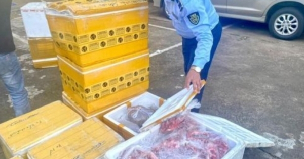 Đắk Lắk: Phát hiện gần 1 tấn thực phẩm không rõ nguồn gốc chuẩn bị tuồn ra thị trường