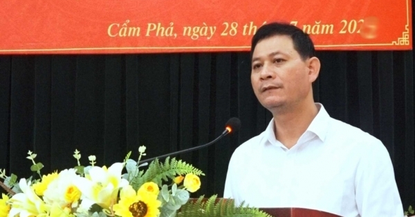 Quảng Ninh: Khai trừ Đảng chủ tịch phường Cẩm Trung do bị bắt vì nhận hối lộ
