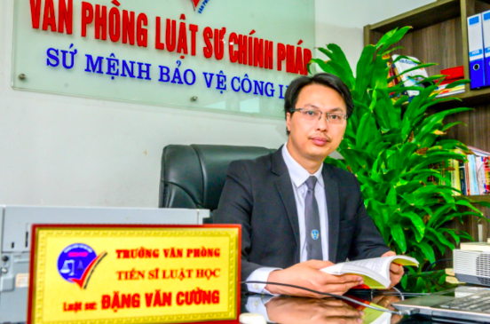 Ts. Ls. Đặng Văn Cường - Trưởng Văn phòng luật sư Chính Pháp, Đoàn luật sư Hà Nội đưa ra quan điểm về vụ việc.