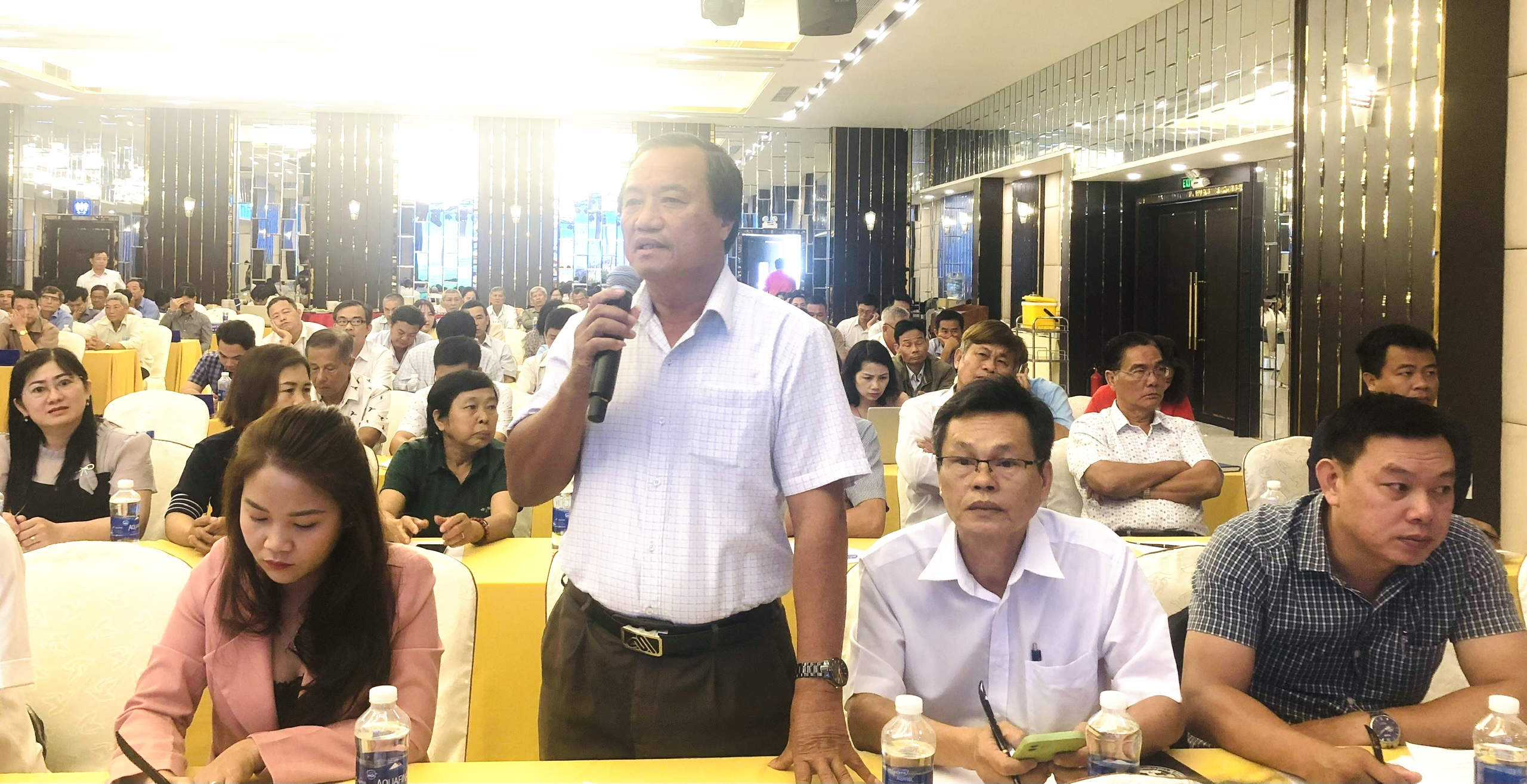 Đây là lần đầu tiên tỉnh Đồng Nai tổ chức hội nghị quy mô lấy ý kiến nông dân, nhà quản lý, nhà khoa học để phát triển ngành nông nghiệp.